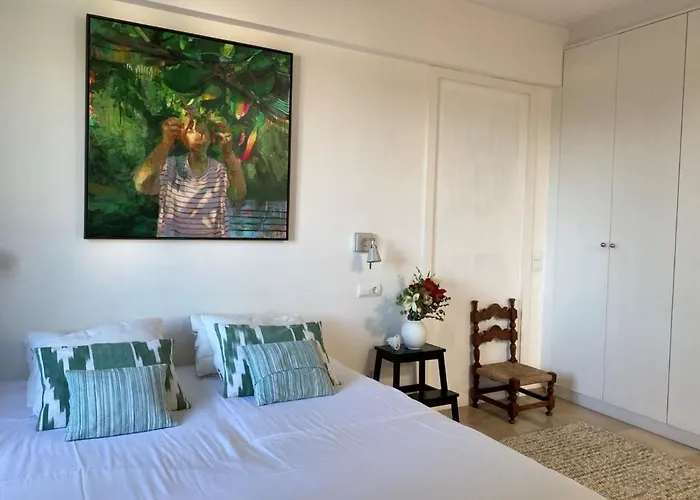 Isabel, Hometown In * Pollenca