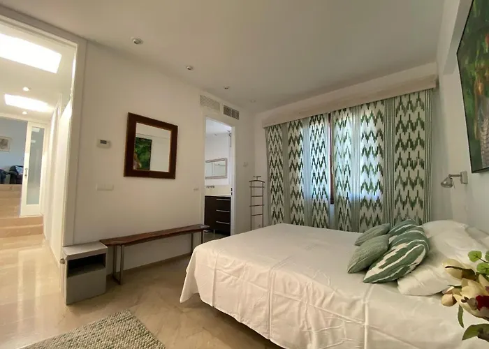 Isabel, Hometown In *